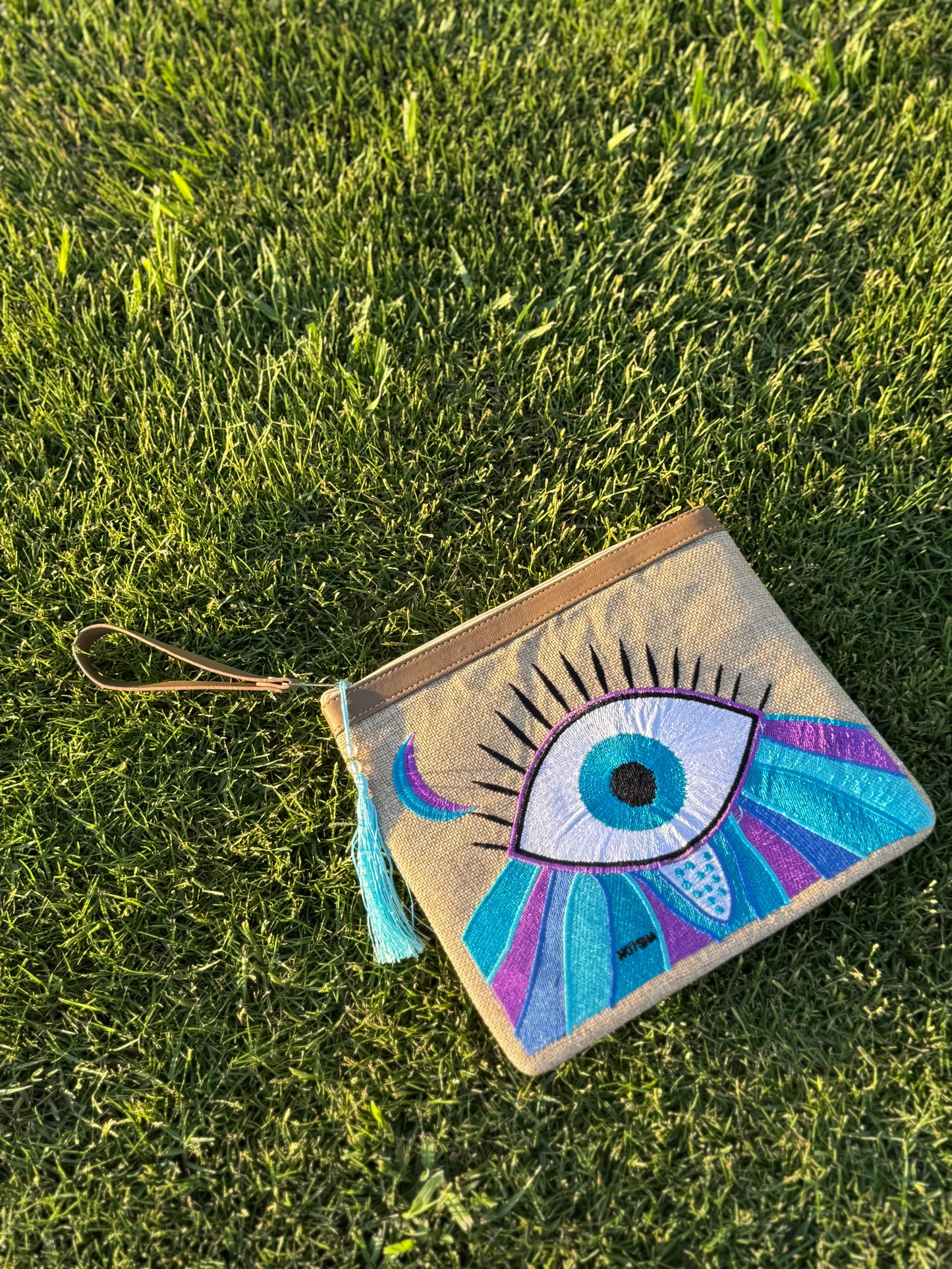 Purple evil eye - Clutch
